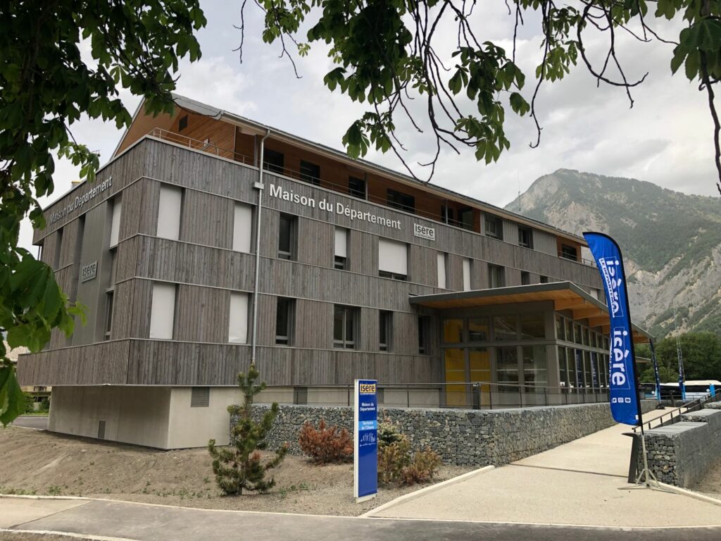 Maison du Département de L'Oisans Bourg d'Oisans