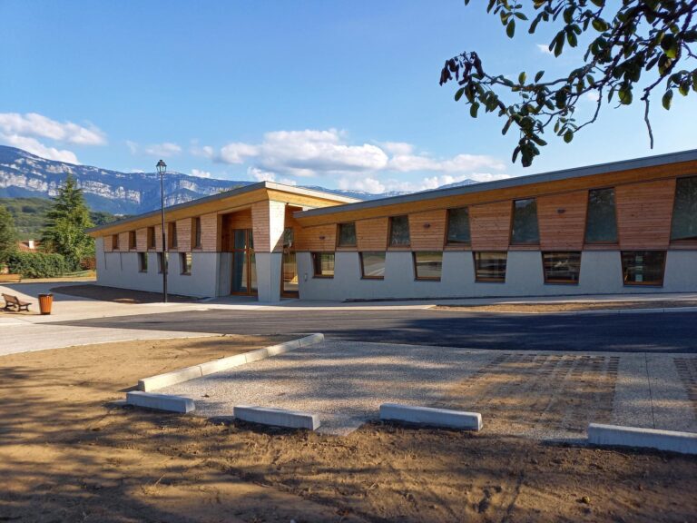 ECOLE CHANTESSE