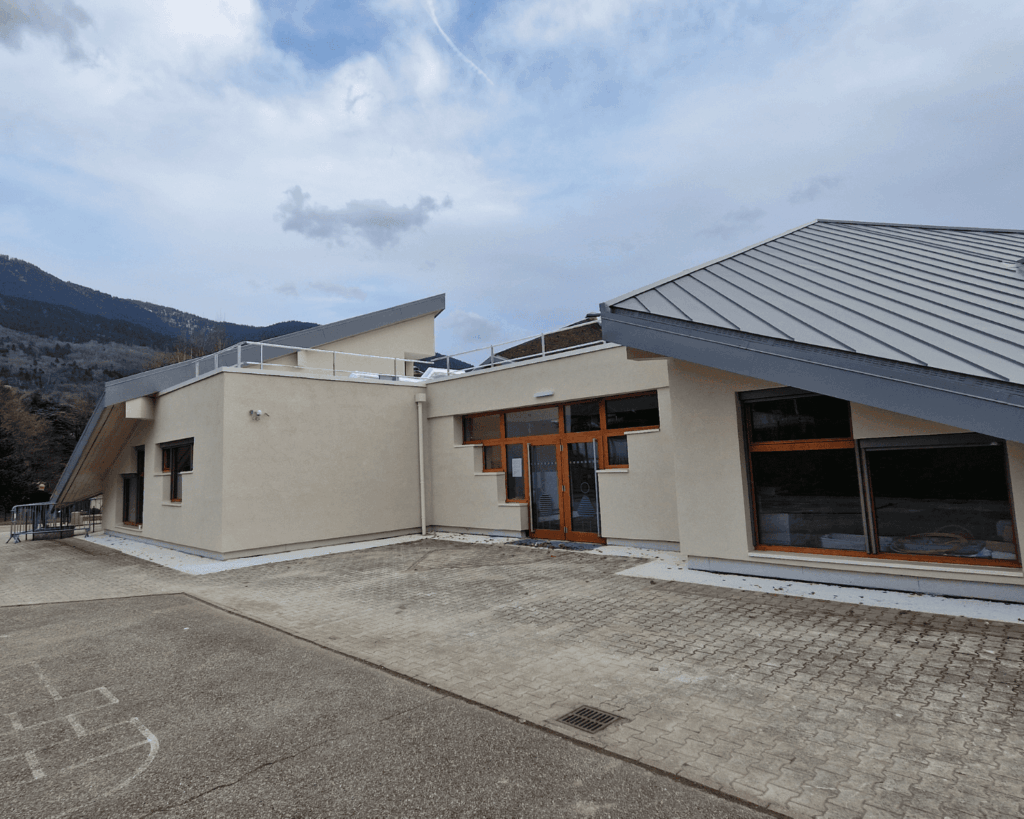 𝙚́𝙘𝙤𝙡𝙚 𝙚́𝙡𝙚́𝙢𝙚𝙣𝙩𝙖𝙞𝙧𝙚 𝙇𝙚𝙨 𝙋𝙚𝙩𝙞𝙩𝙚𝙨 𝙈𝙖𝙞𝙨𝙤𝙣𝙨 𝙖̀ 𝙎𝙖𝙞𝙣𝙩-𝙈𝙖𝙧𝙩𝙞𝙣-𝙙'𝙐𝙧𝙞𝙖𝙜𝙚